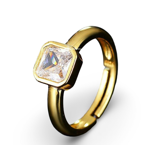 Aquamarine stone ring